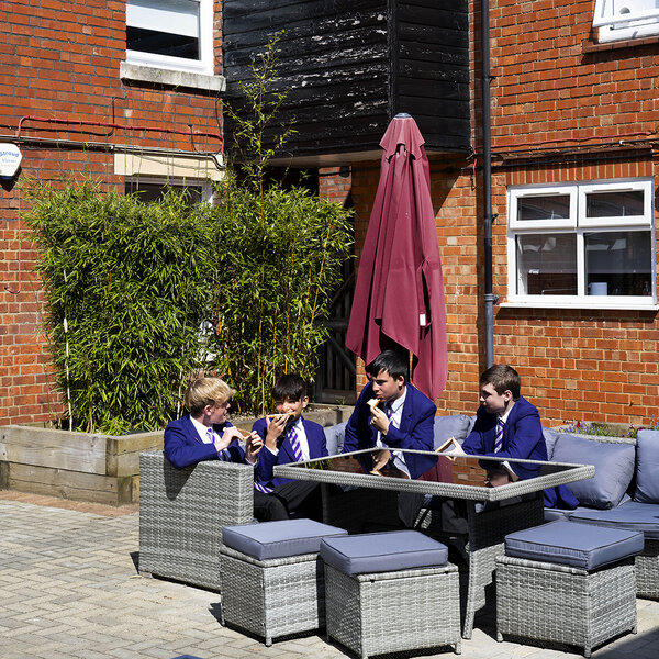 Bild zu Wycliffe College