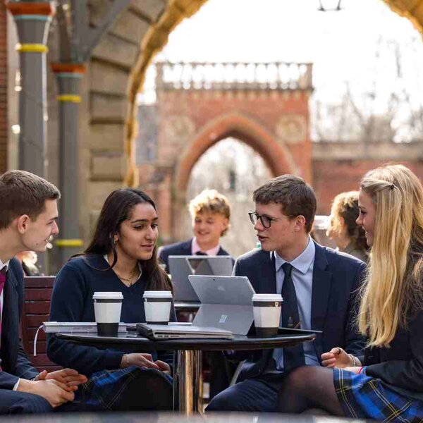 Bild zu Wellington College