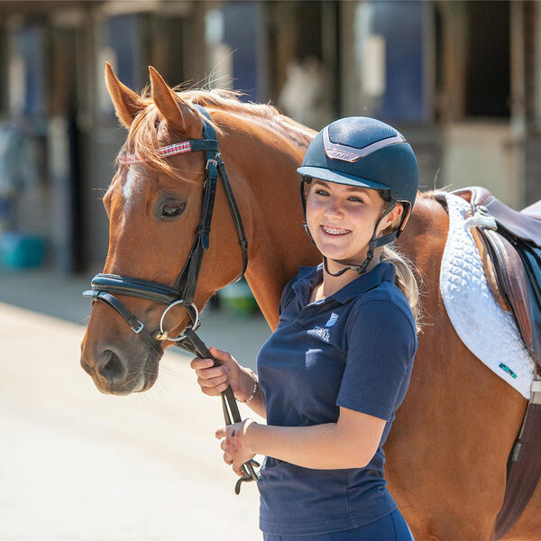 Bild zu Stonar School