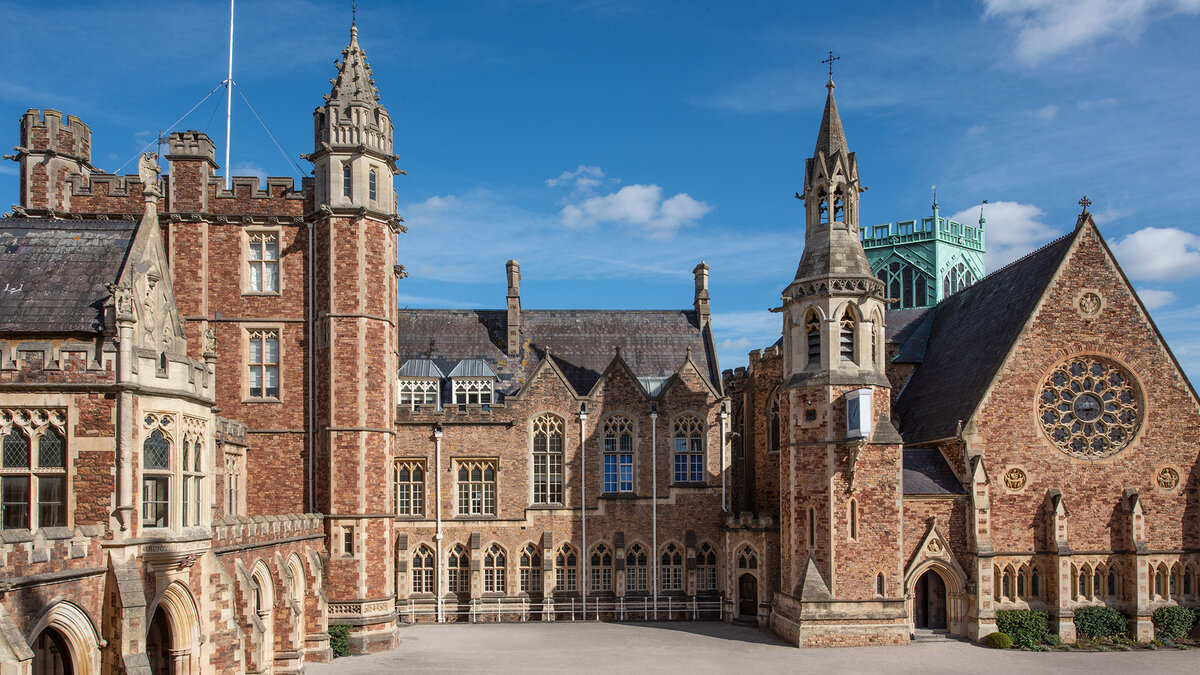 Header-Bild zu Clifton College