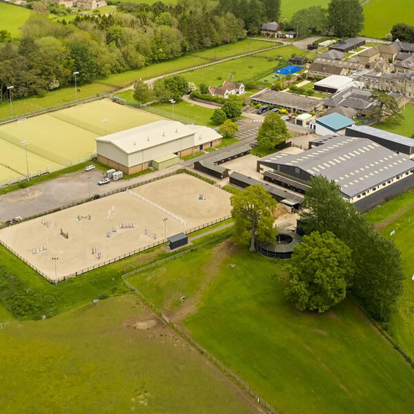 Bild zu Stonar School