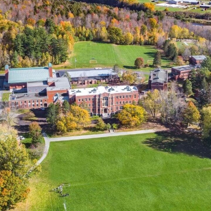 Header-Bild zu Bishop`s College School