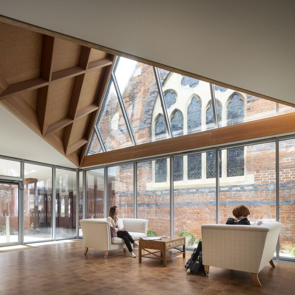 Bild zu Brentwood School