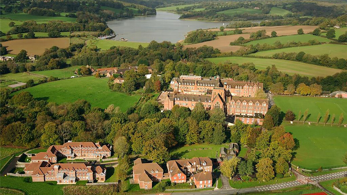 Header-Bild zu Ardingly College