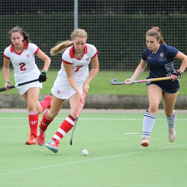 Bild zu Blundell`s School