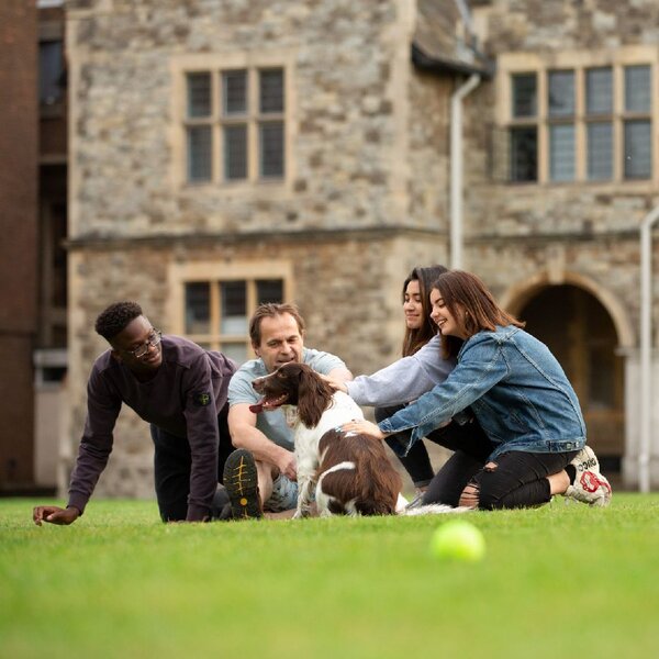 Bild zu St Edmund`s School Canterbury