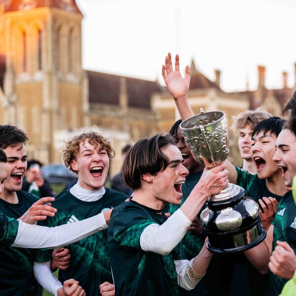 Bild zu Charterhouse