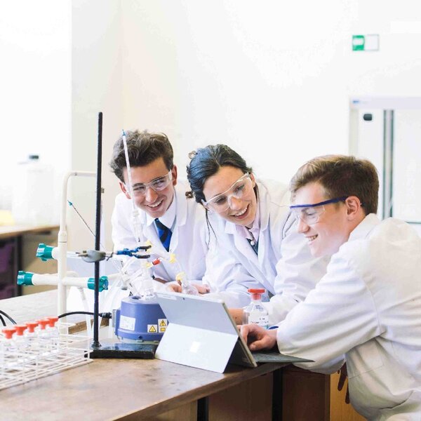 Bild zu Charterhouse