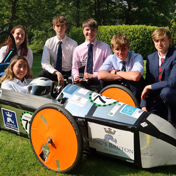 Bild zu King`s Bruton