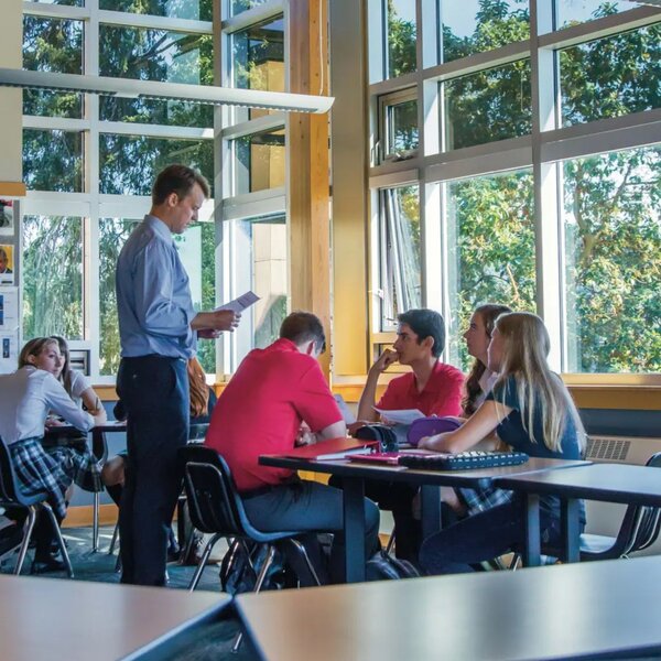 Bild zu Brentwood College School