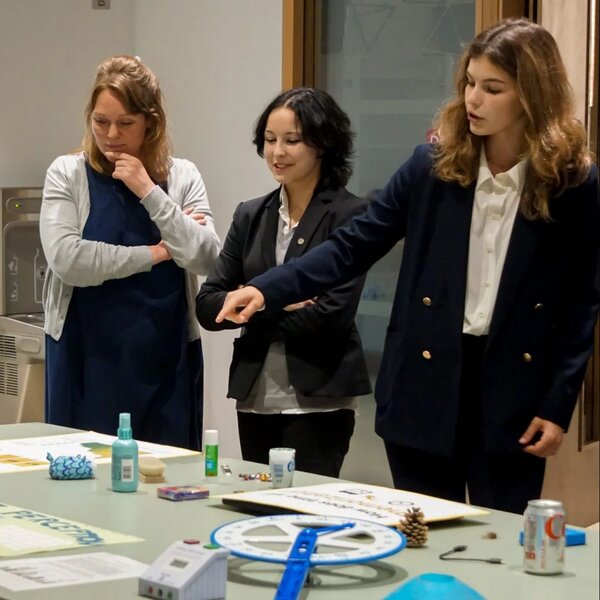 Bild zu Gresham`s School