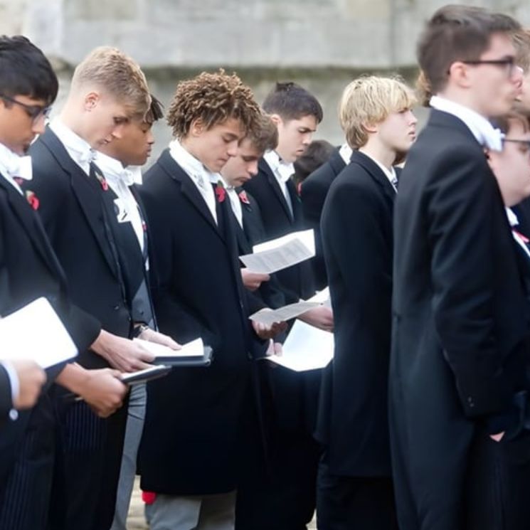 Eton College Jungen im Frack